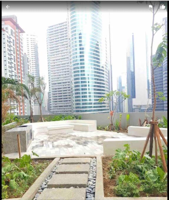 Air Residences Makati - Fully Furnished Condo With Skyline Views! Манила Экстерьер фото